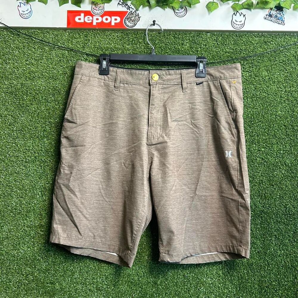 Hurley Men's Brown and Khaki Shorts